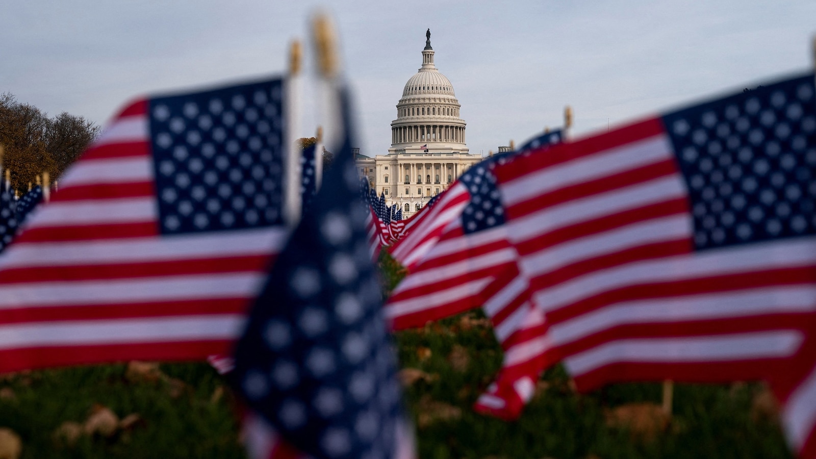 Government shutdown updates: Senate to convene Sunday session, but no votes scheduled