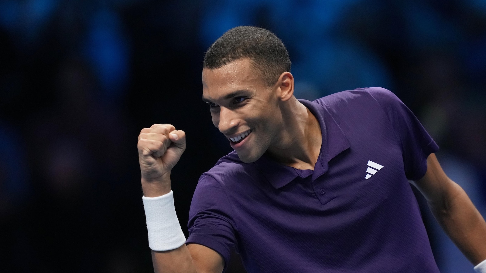 Auger-Aliassime beats Zverev to reach ATP Finals semis and Sinner stays perfect