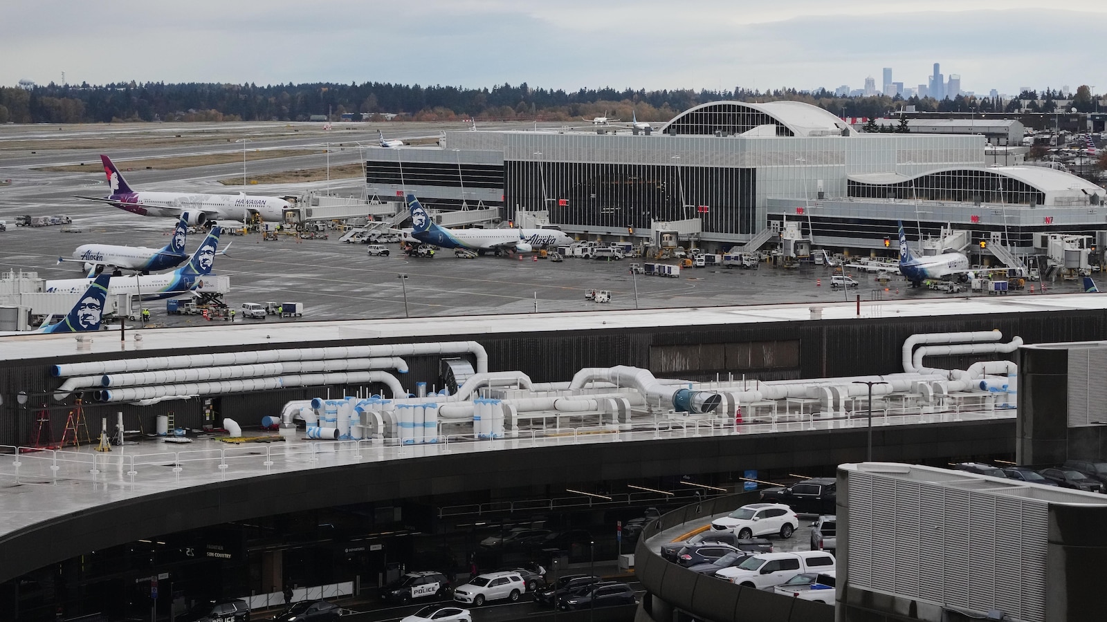 Senator demands answers on Northwest fuel pipeline shutdown that could affect Thanksgiving travel