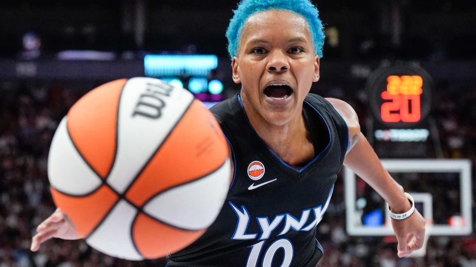 Collier, Miles, Williams help Lynx beat Tempo 104-72 for 9th consecutive win