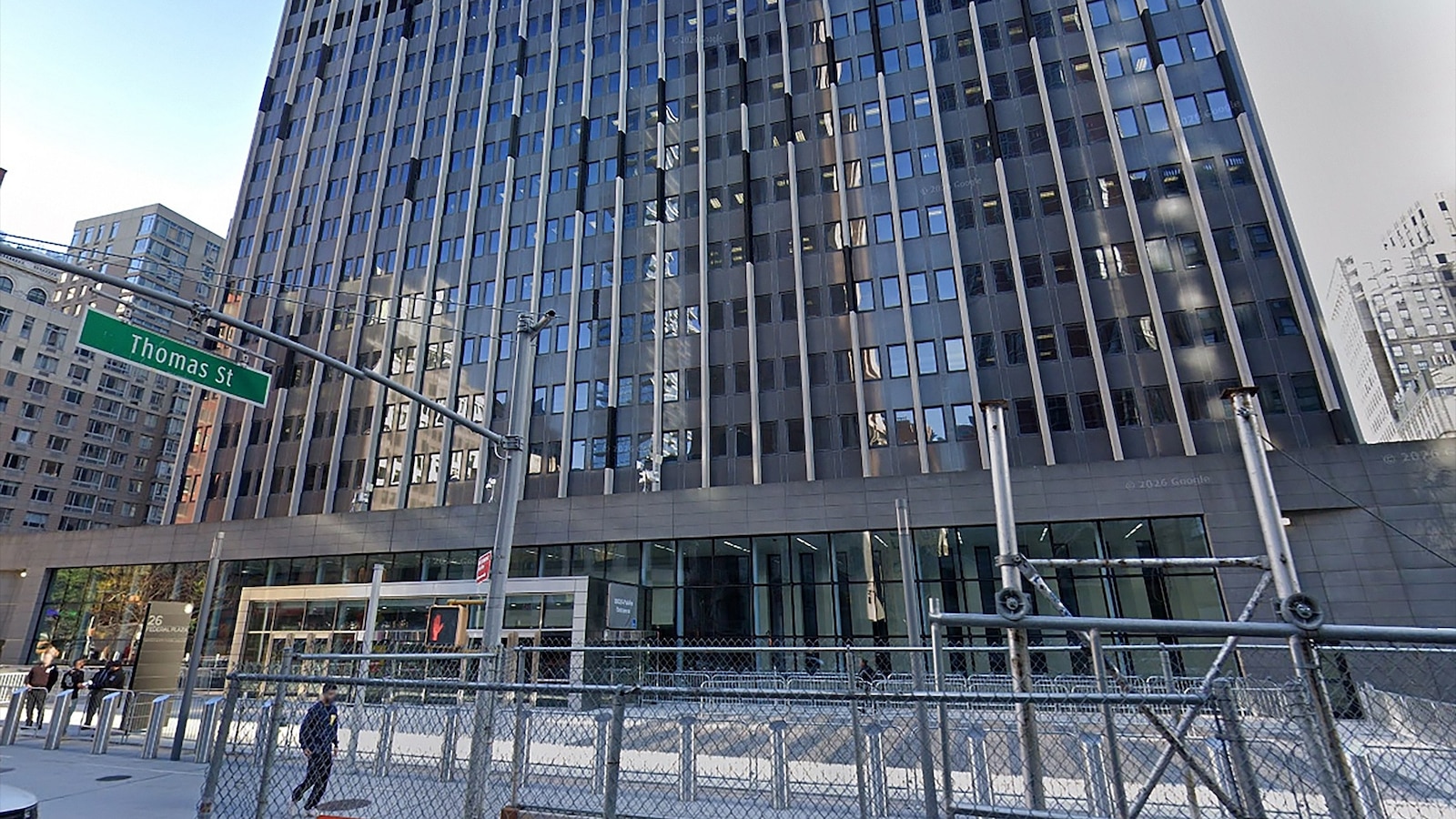 Man in custody after setting off 'incendiary device' outside NYC federal building