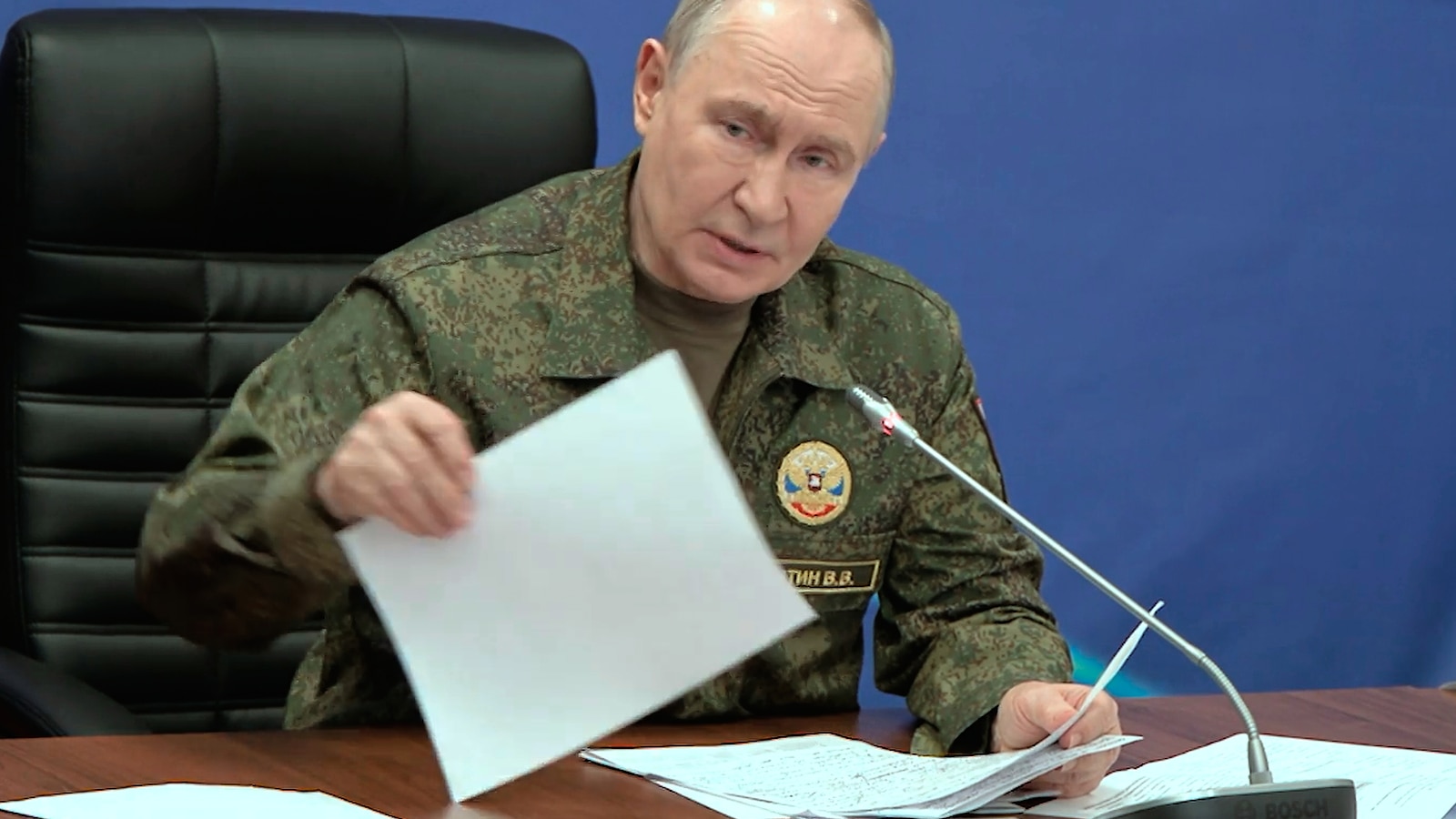 1 убит при атака срещу Крим, докато Путин и Зеленски провеждат отделни разговори с Тръмп