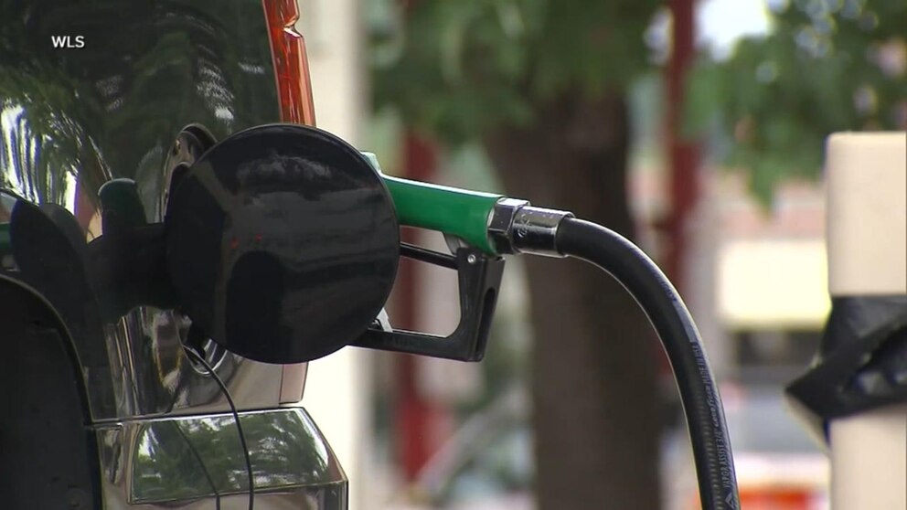 Video Gas prices rise as spring breaks gets underway - ABC News