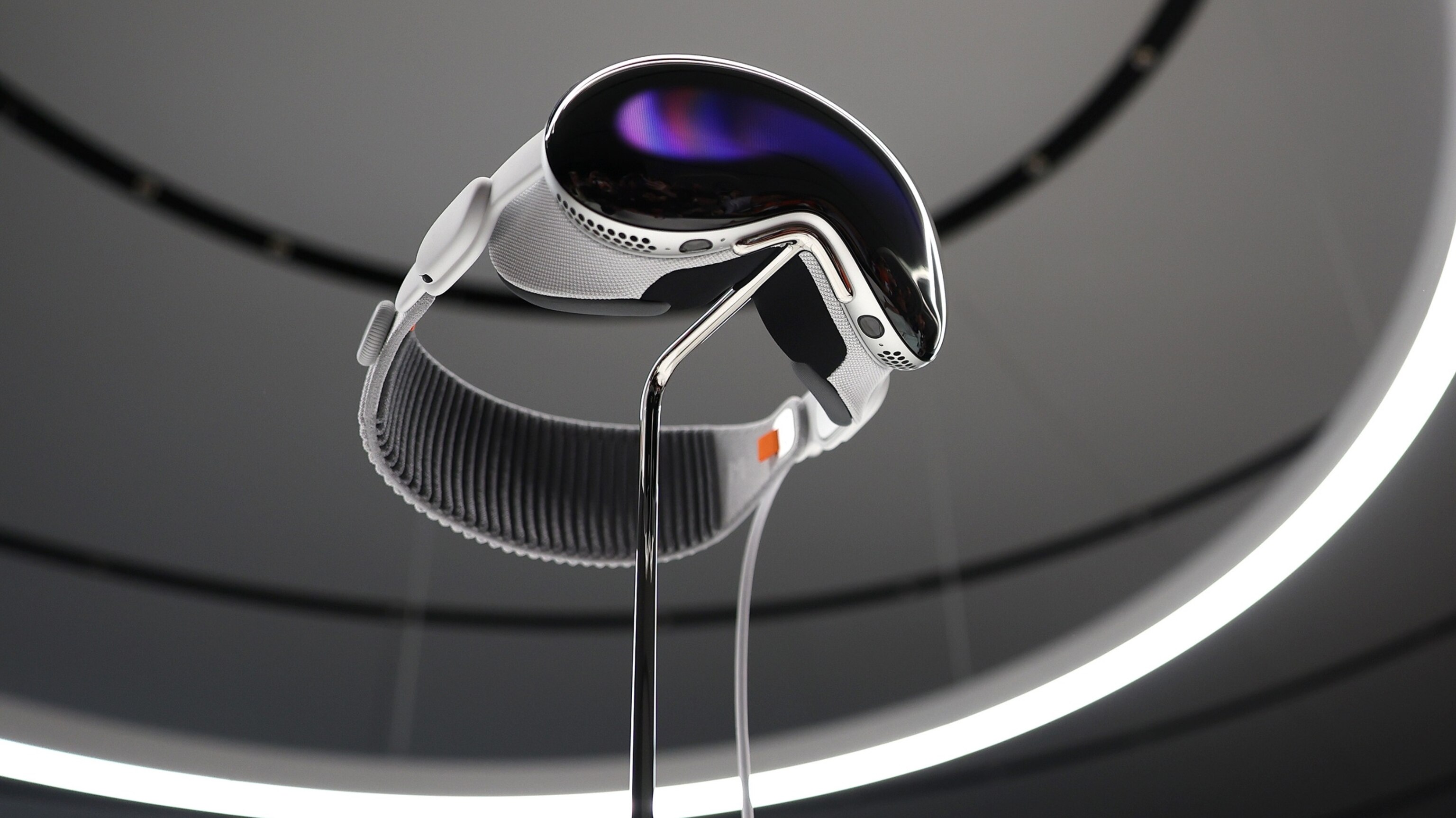 Apple Vision Pro: Why does it cost $3,499 and will people pay it