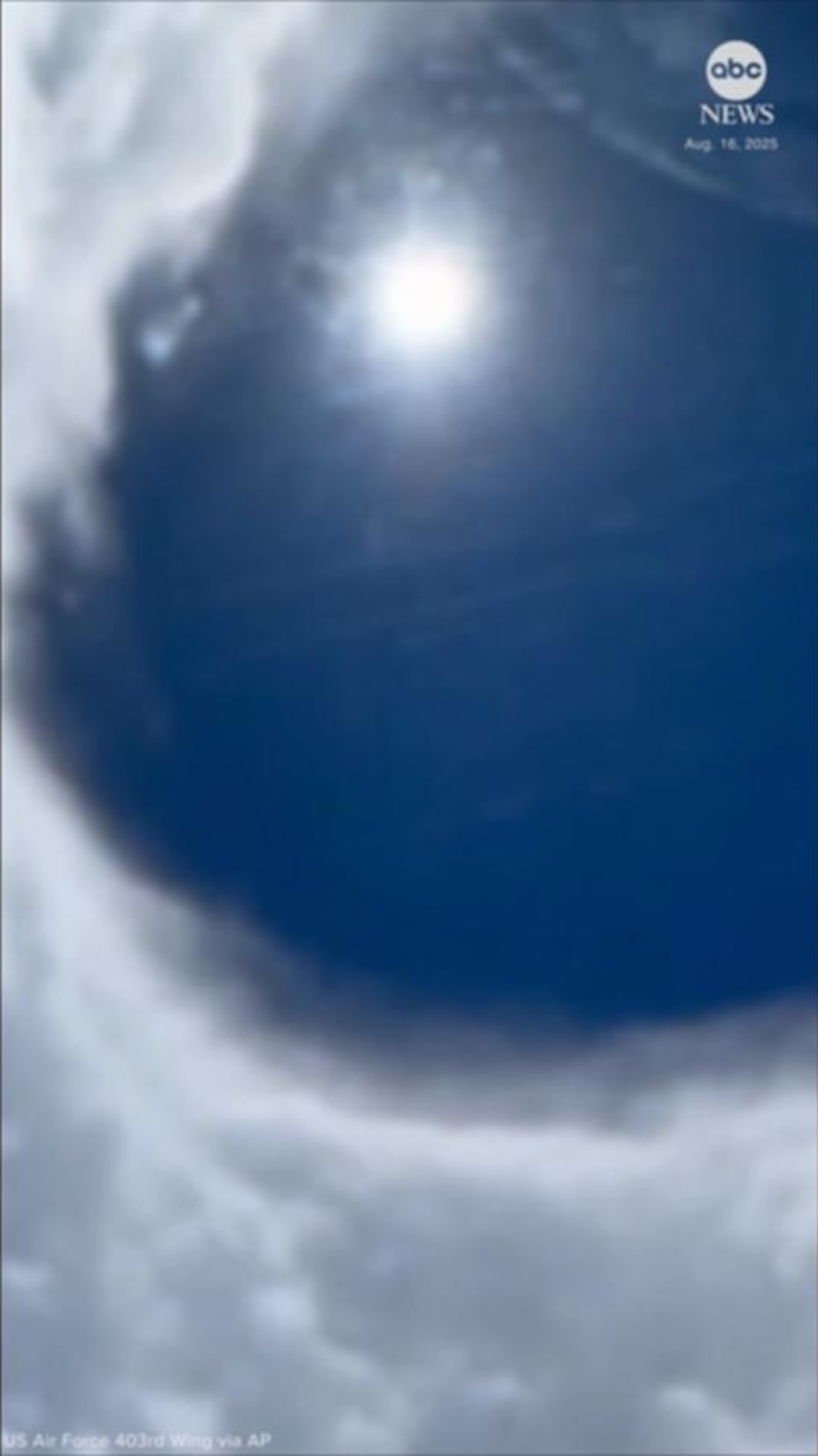 NextImg:Video Air Force plane flies through eye of Hurricane Erin