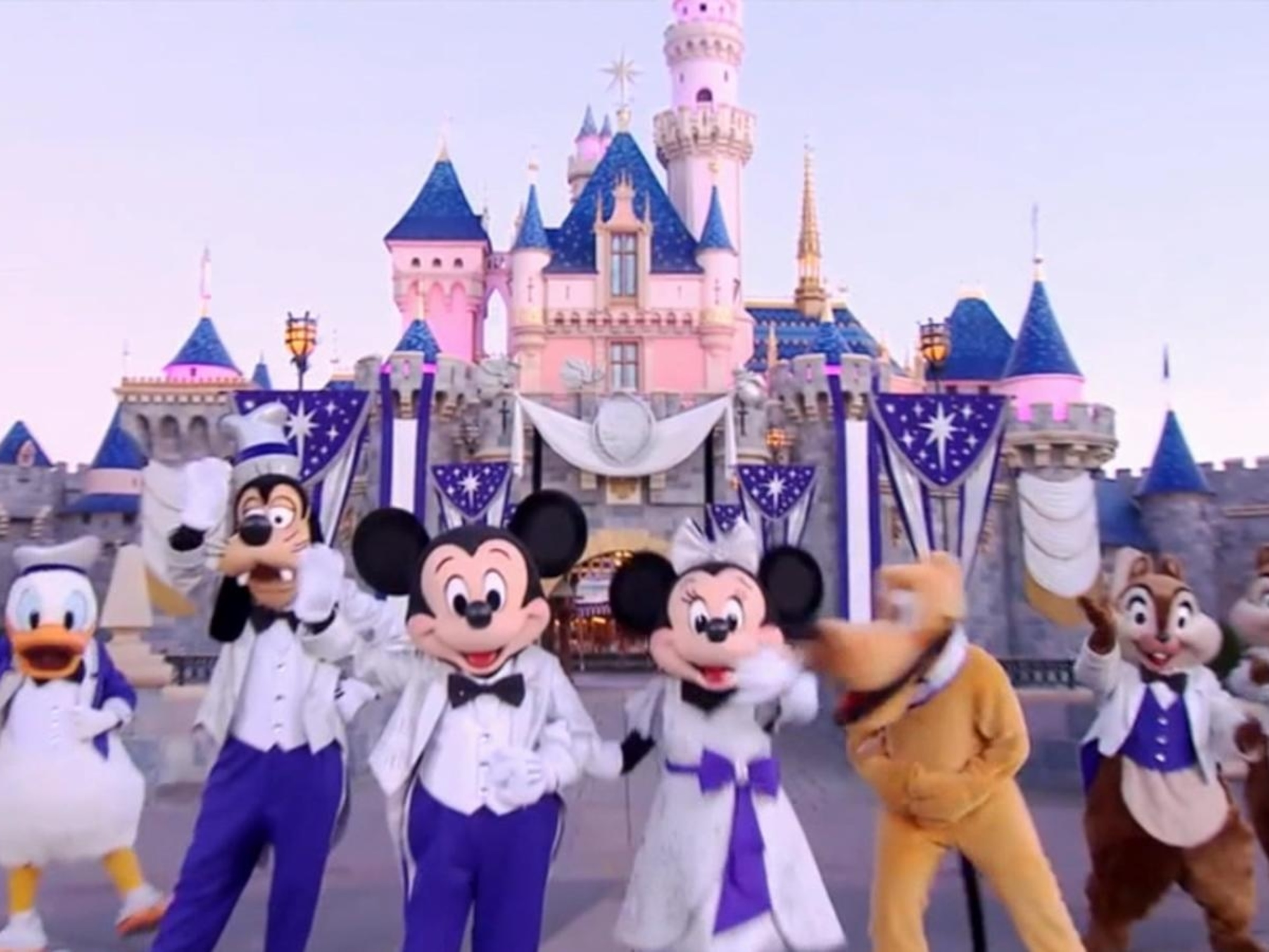 Video Disneyland Resort celebrates 100th anniversary of Walt