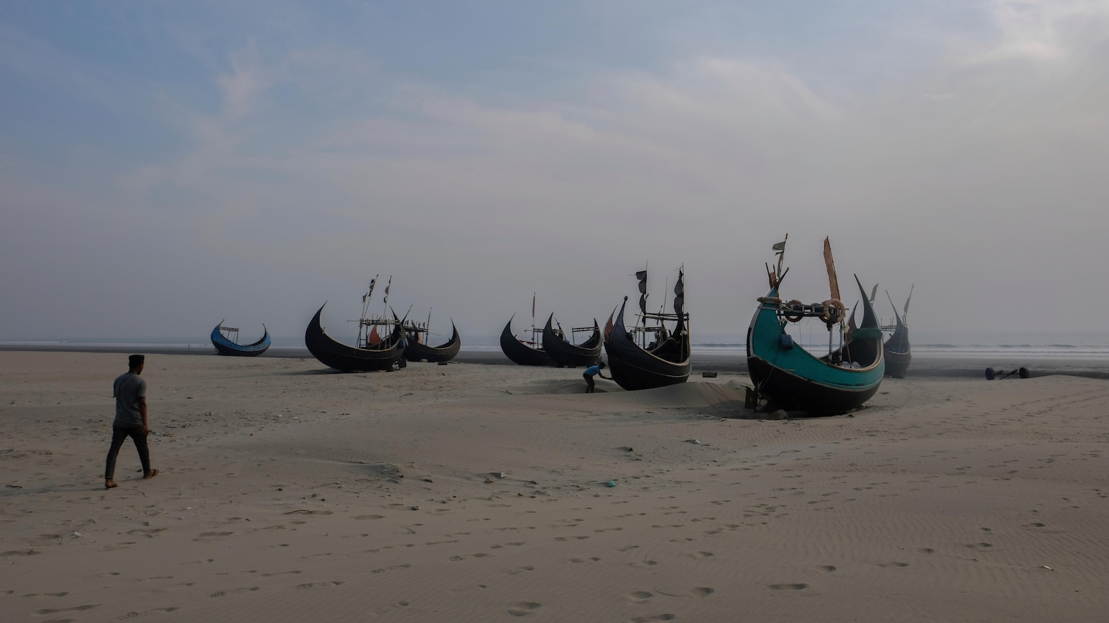 At least 250 people missing, including Rohingya and Bangladeshis, after boat sinks in Andaman Sea