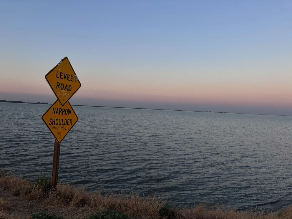 PHOTO: Floodwaters from the Tulare Lake Basin shown from Avenue 19 at Manteca Avenue in Kings County, California, on June 23, 2023.