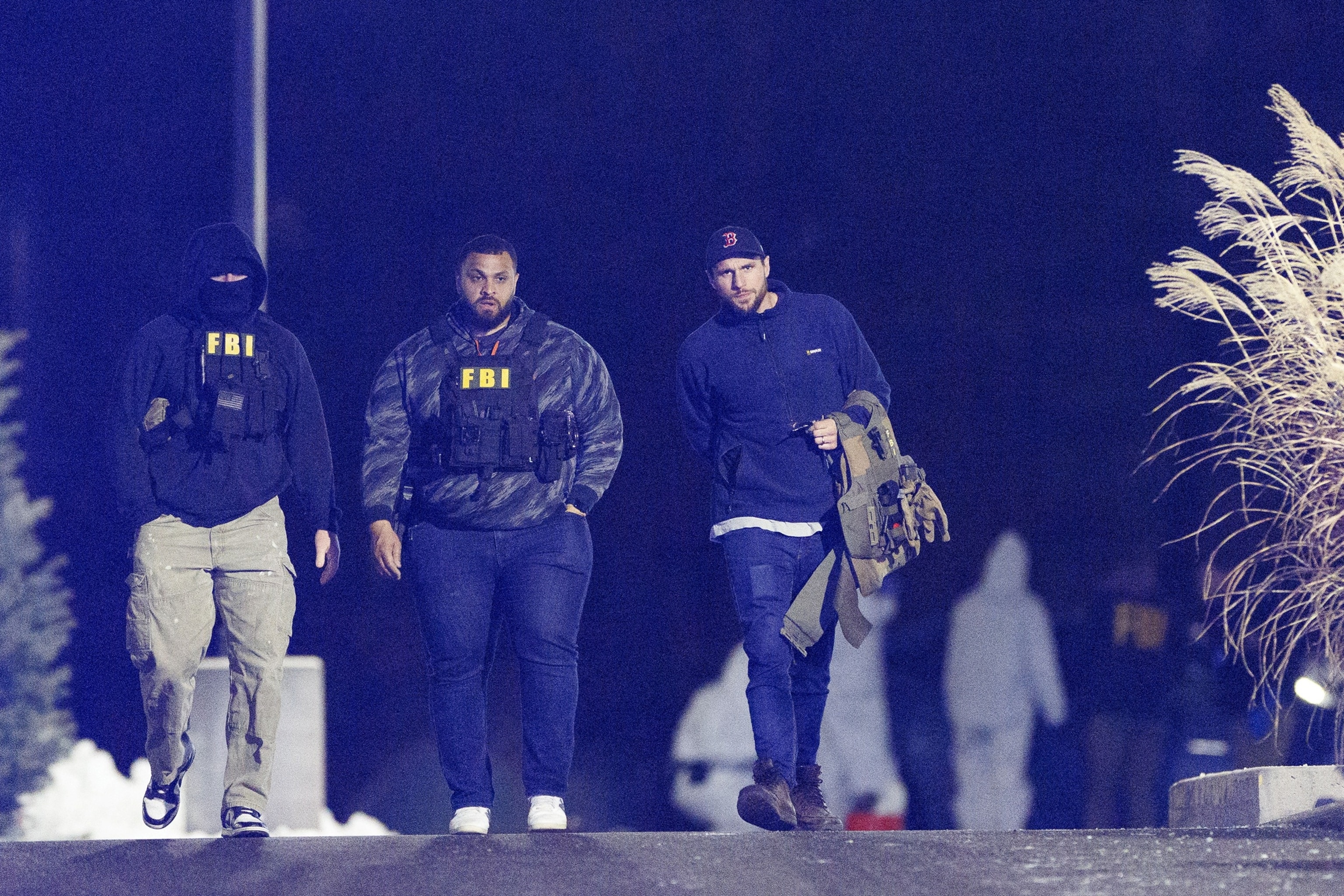 PHOTO: Manhunt for Brown University shooter continues in Salem