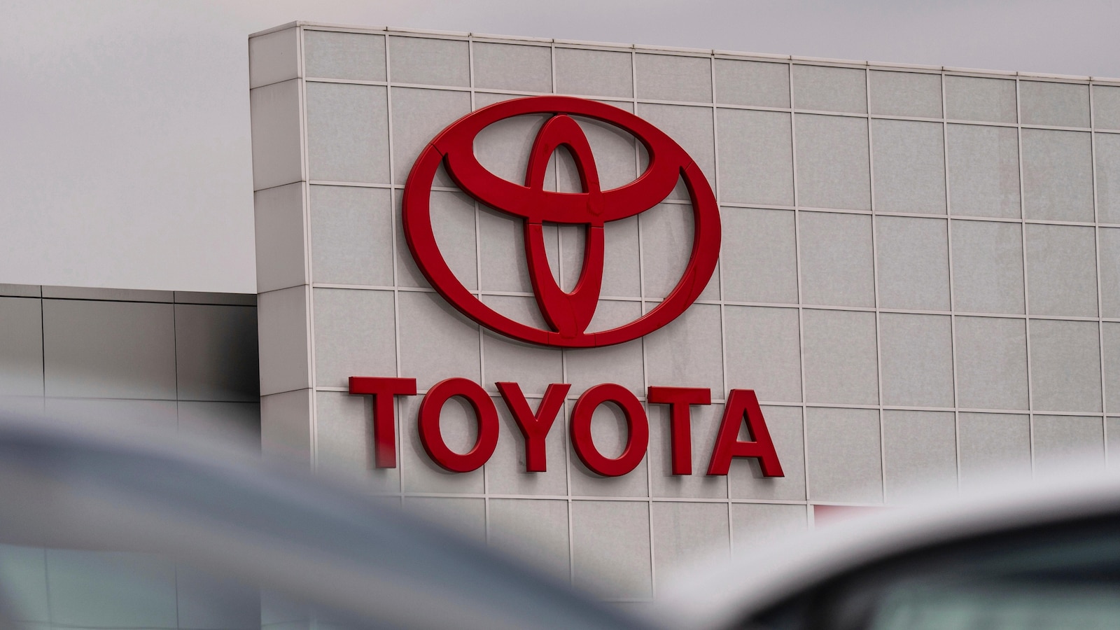 AI Generated Newscast About Toyota's €680M Electric Car Plant: Shocking Investment Revealed!