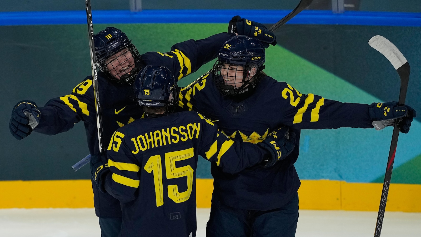 Sweden beats Japan and sweeps Olympic women's hockey group