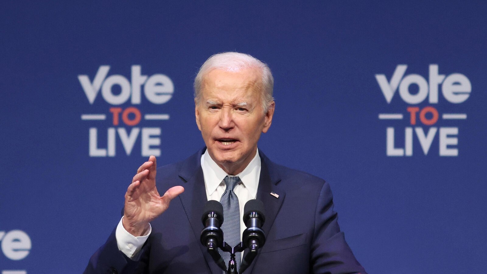  Nearly two-thirds of Democrats want Biden to withdraw, new AP-NORC poll finds