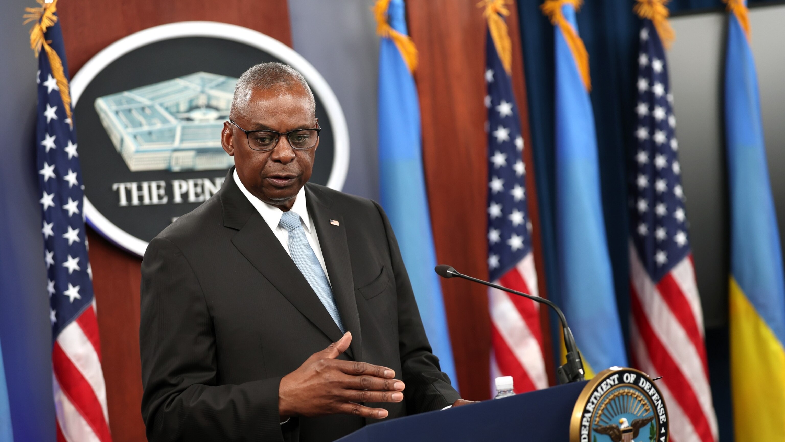 Austin says 'expectation' is Ukraine won't use US weapons outside its territory, despite Russian advance - Vimarsana News