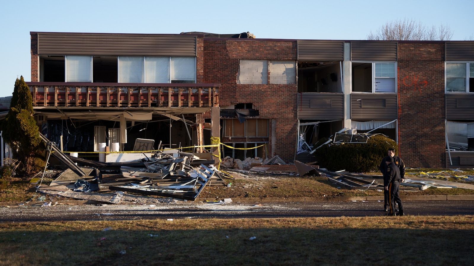 1 nursing home resident, 1 employee killed in fire, explosion