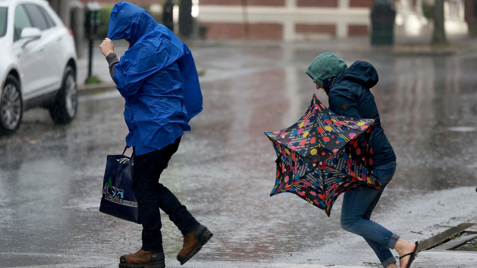 Stronger storms spark debate among hurricane experts to include a Category 6 on scale