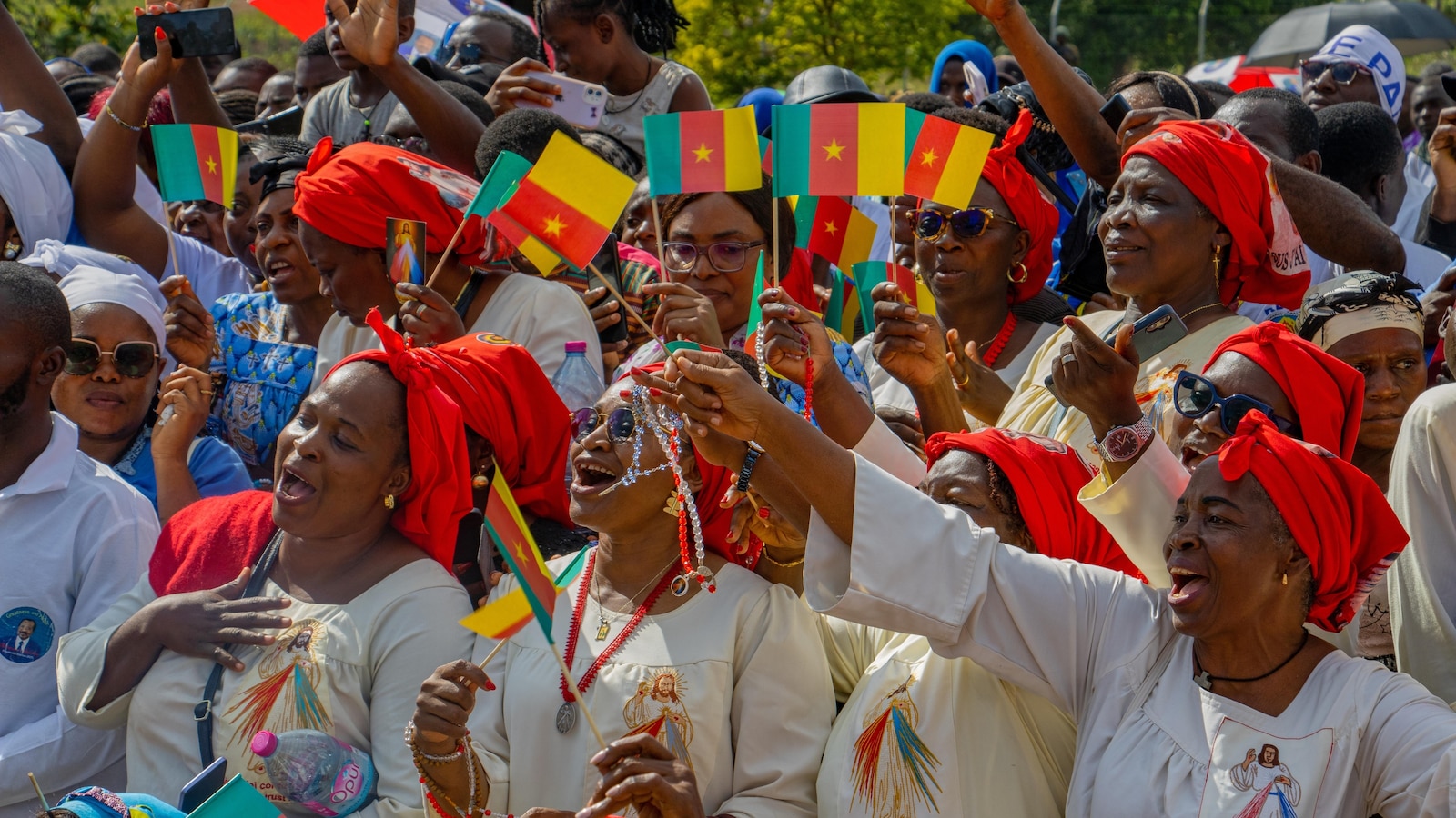 البابا يصل إلى قلب الصراع الانفصالي في الكاميرون