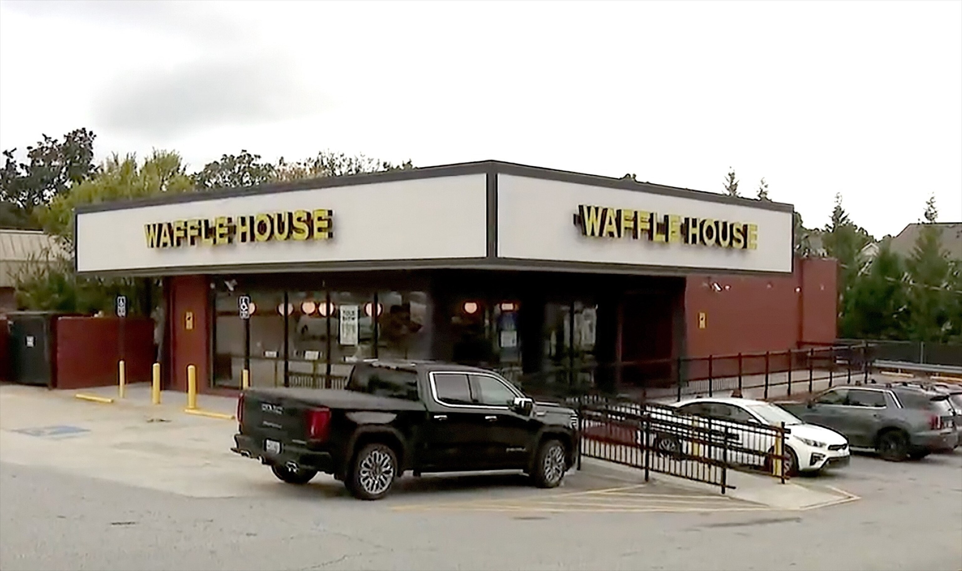 Uber driver charged after allegedly shooting teenage girl at Waffle ...