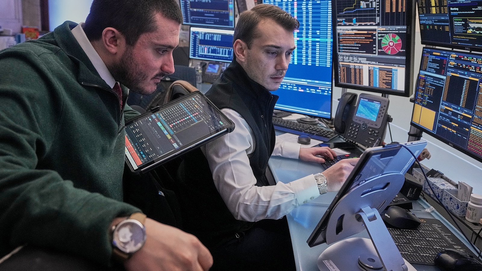 Asian trading is mixed as worries about AI-related issues grow