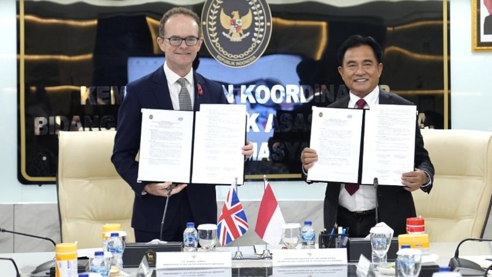 UK and Indonesia agree to send home a British woman facing death penalty for drugs