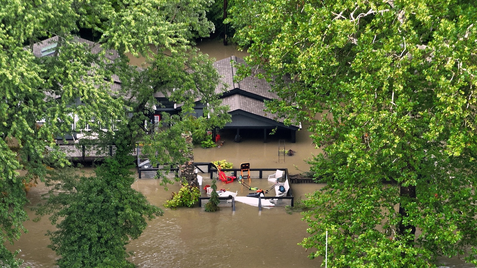 At least 7 dead in historic rainstorms in Indiana as floodwaters begin to recede - ABC News - Breaking News, Latest News and Videos