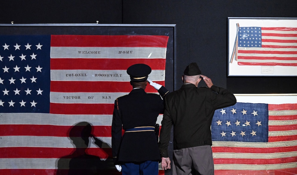 PHOTO: US-POLITICS-ANNIVERSARY-250
