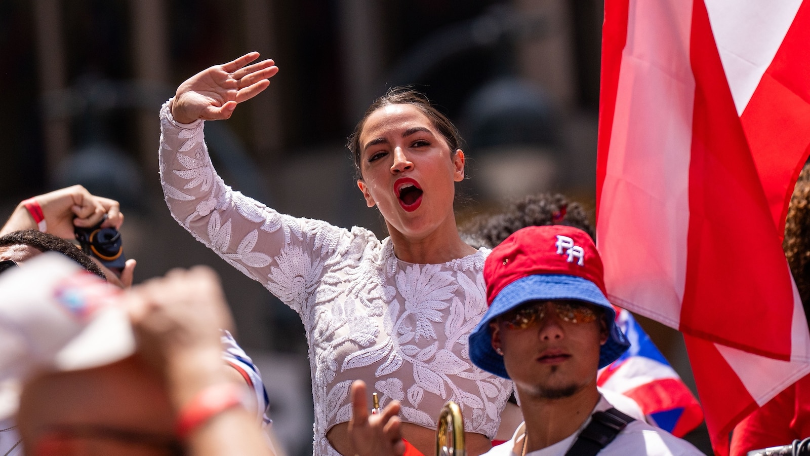 How AOC and Ro Khanna’s midterm endorsements could influence the Democratic Party