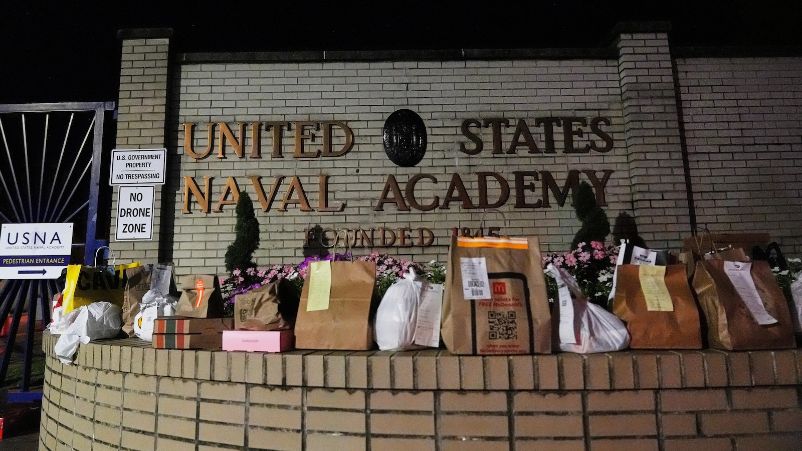 Officials clear building at US Naval Academy following reports of threats