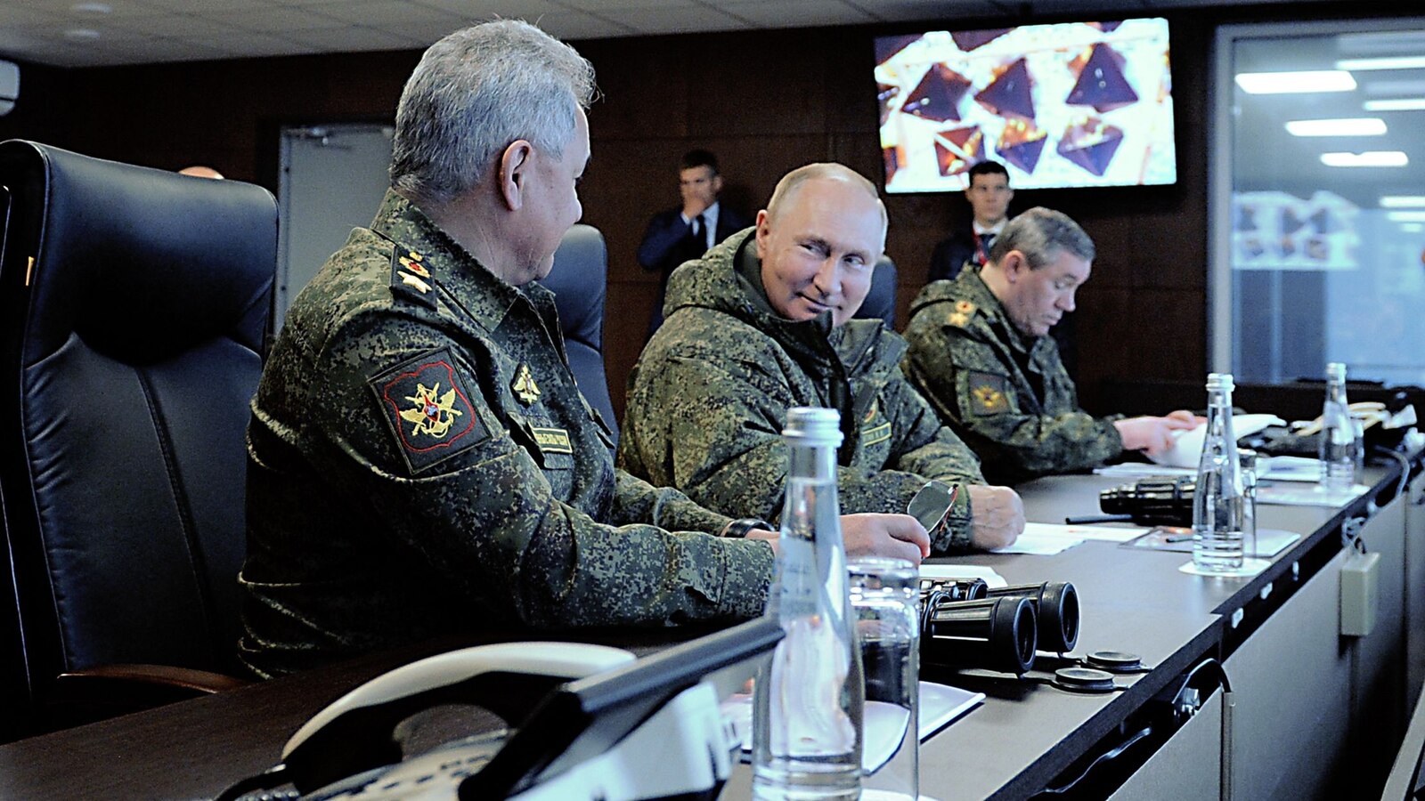 Russia is buying 'millions of rockets and artillery' from North Korea ...