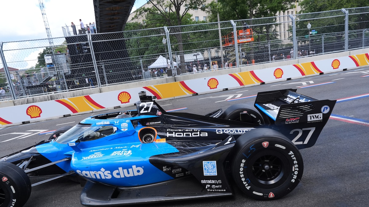 IndyCar racing on Pennsylvania Avenue during Kirkwood victory event