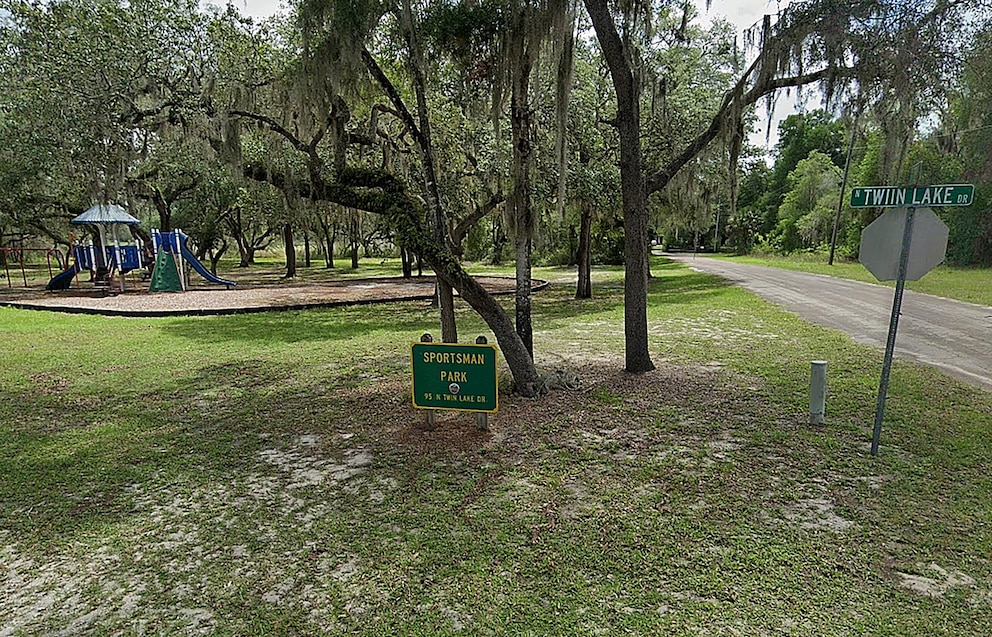 PHOTO: Two teenagers were killed, January 11, 2026, when a sand hole they were digging at Sportsman Park in Inverness, Florida, collapsed on them, authorities said. 
 
thanks 
 