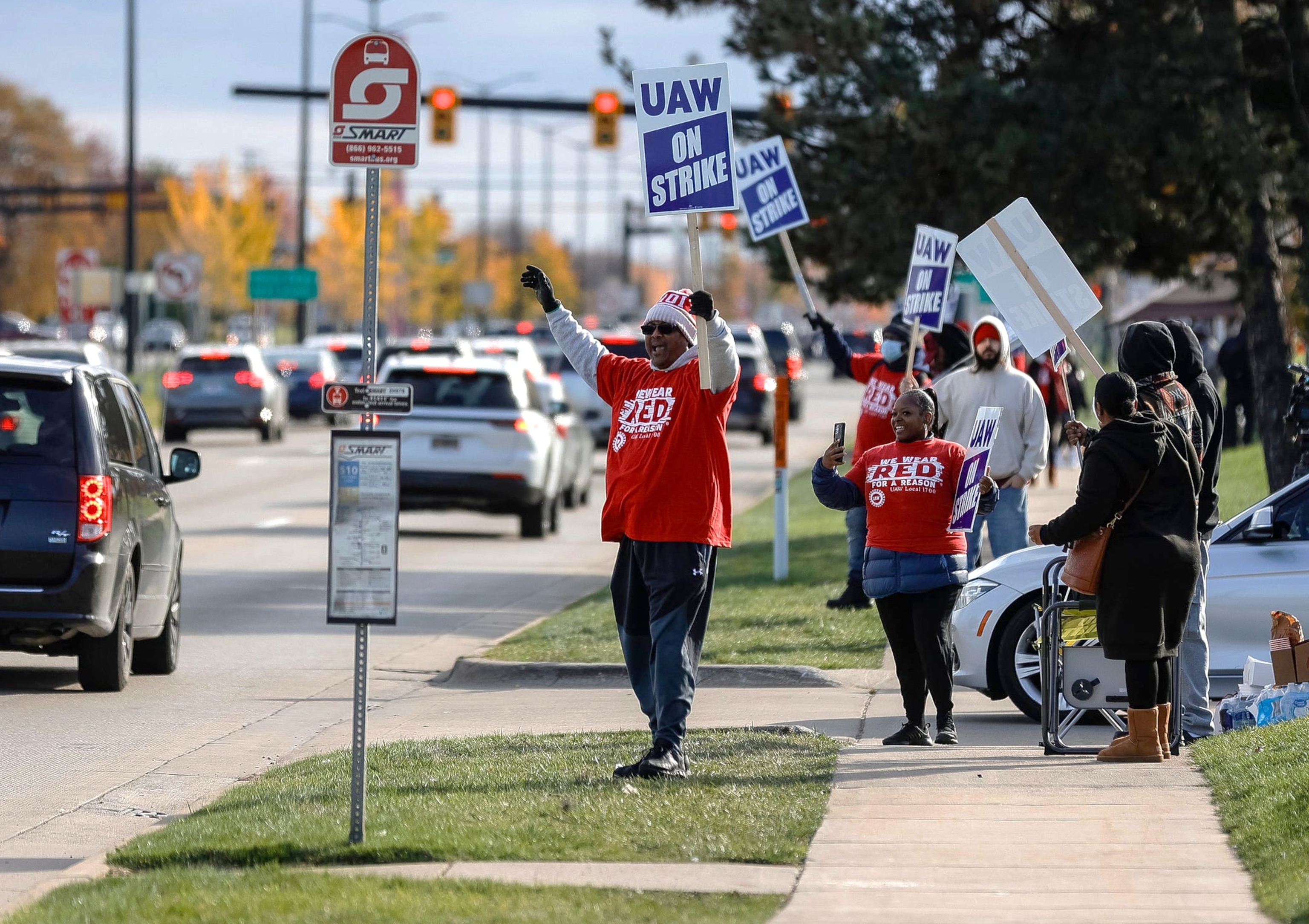 UAW and Stellantis reach tentative contract agreement, union says