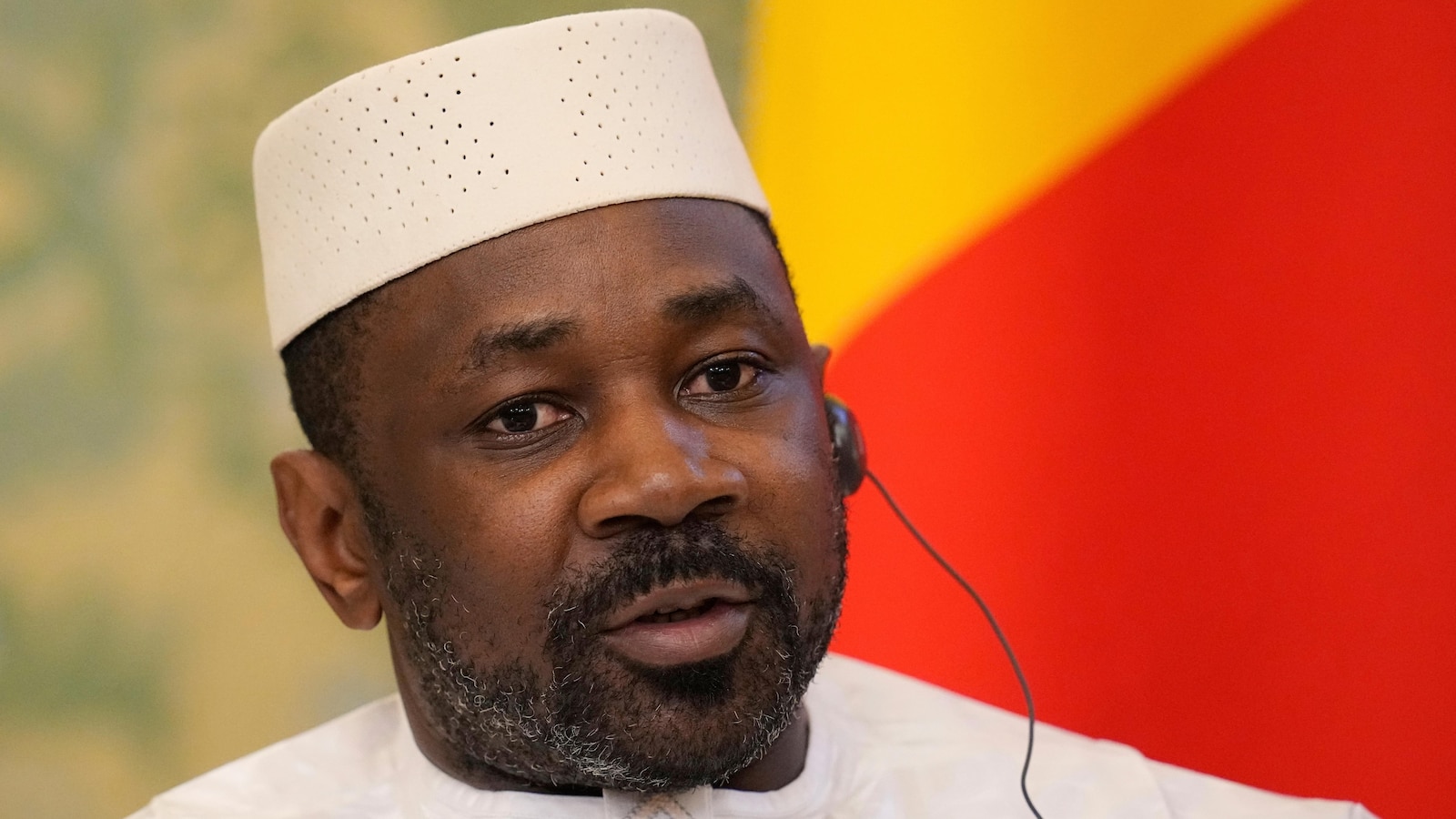 Самолет на нигерийските военновъздушни сили кацна в Буркина Фасо поради