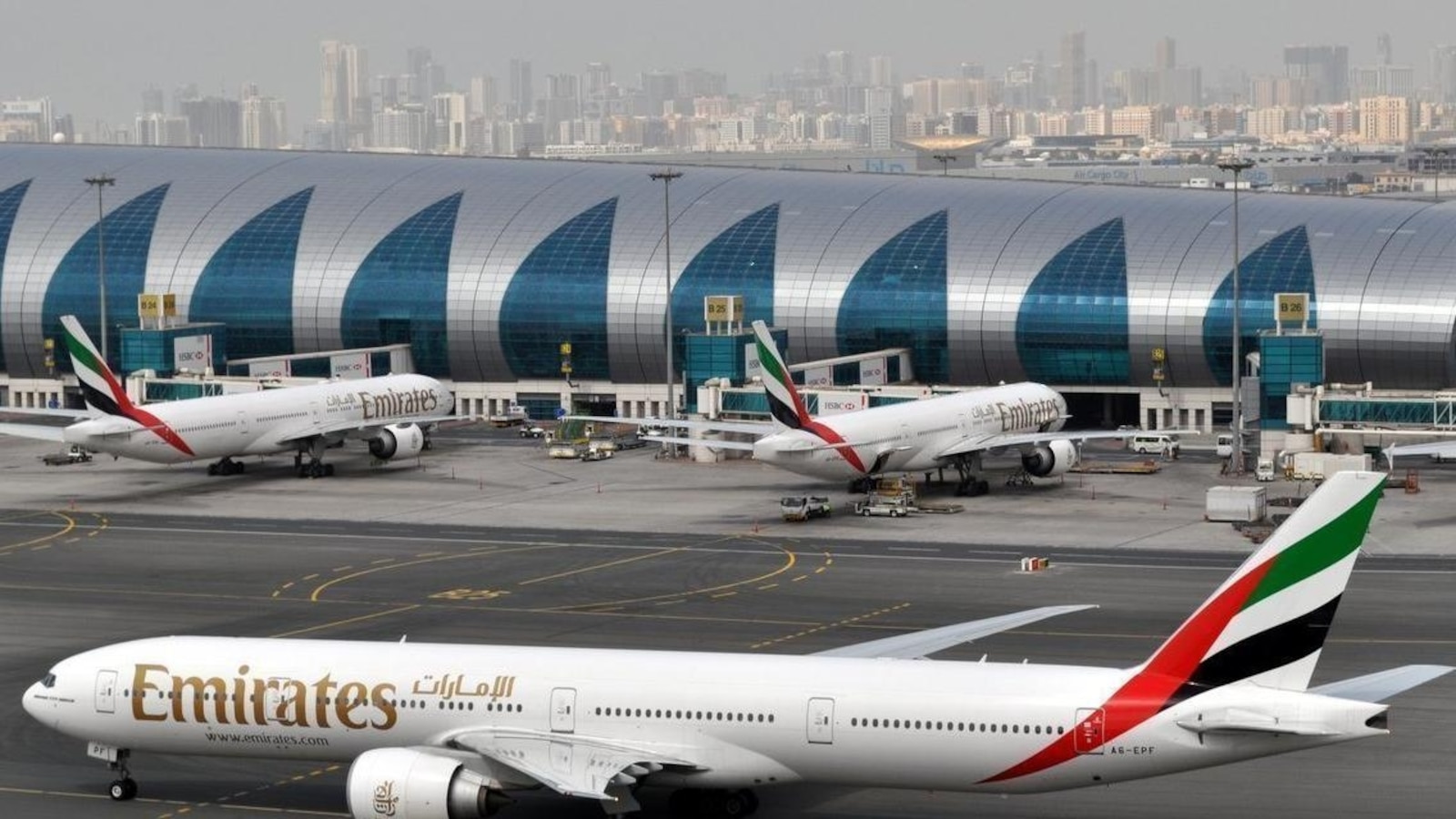 Emirates CEO says jet fuel costs 'well hedged' through 2029