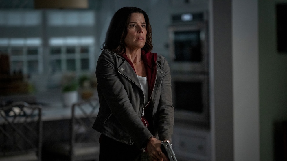 Neve Campbell is back as Sidney Prescott in 'Scream 7' official trailer