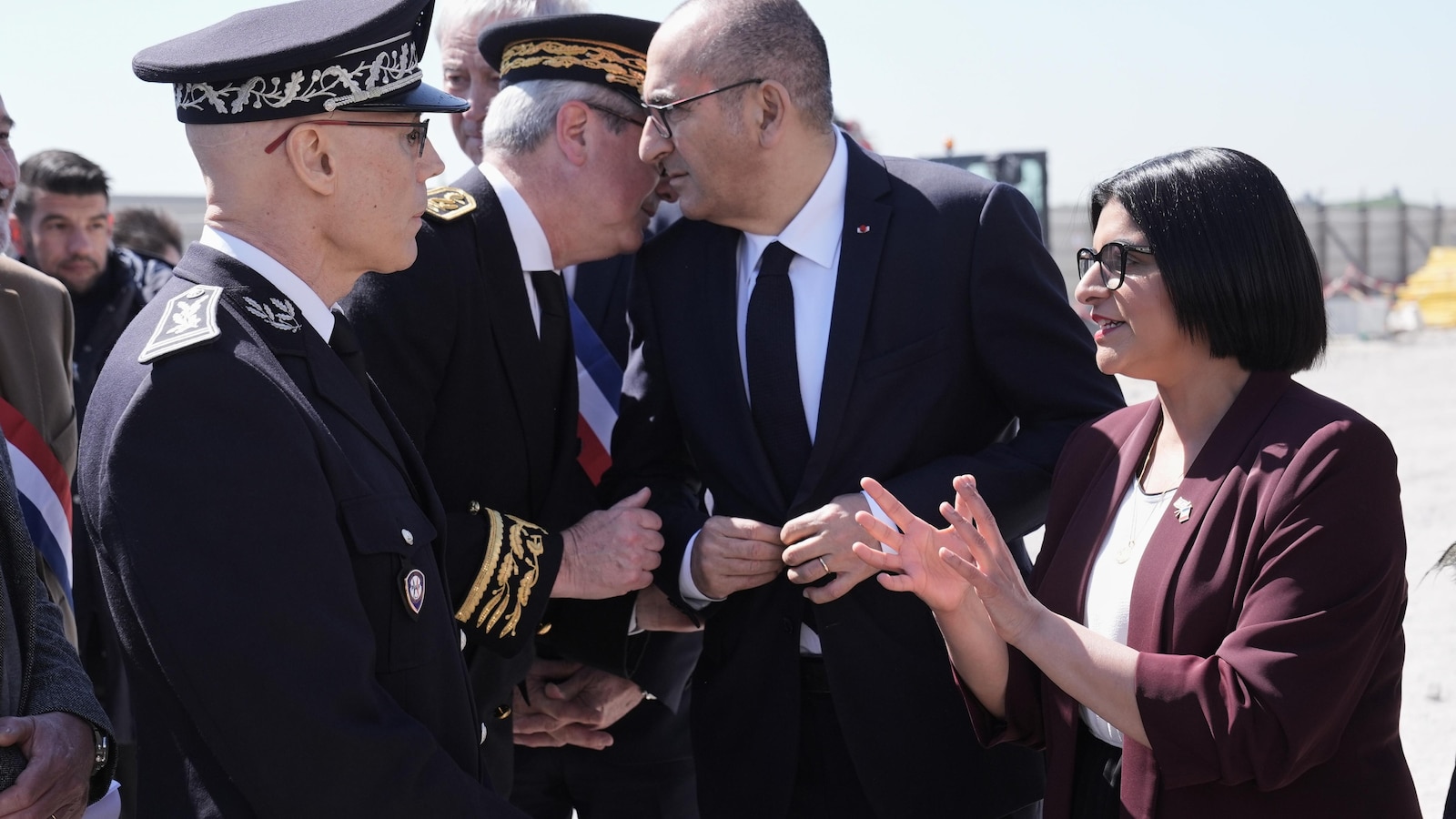 Britain and France sign a 3-year deal to curb small-boat channel crossings