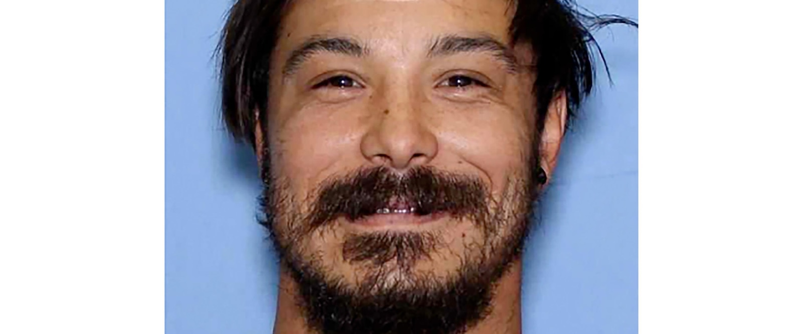 Federal prosecutor says Travis Decker, wanted in the deaths of 3 daughters, is dead