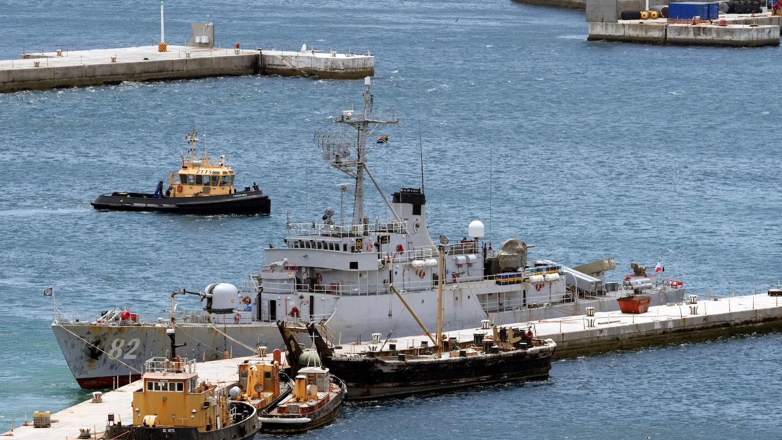 Южна Африка започна разследване за участието на ирански военни кораби