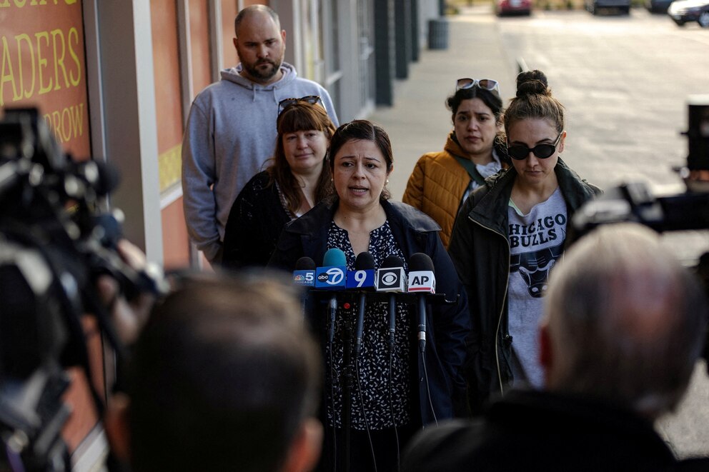 PHOTO: Maria Guzman speaks along with other parents at a press conference outside of the Rayito De Sol Spanish Immersion Daycare in Chicago, Illinois, U.S., Nov. 5, 2025.