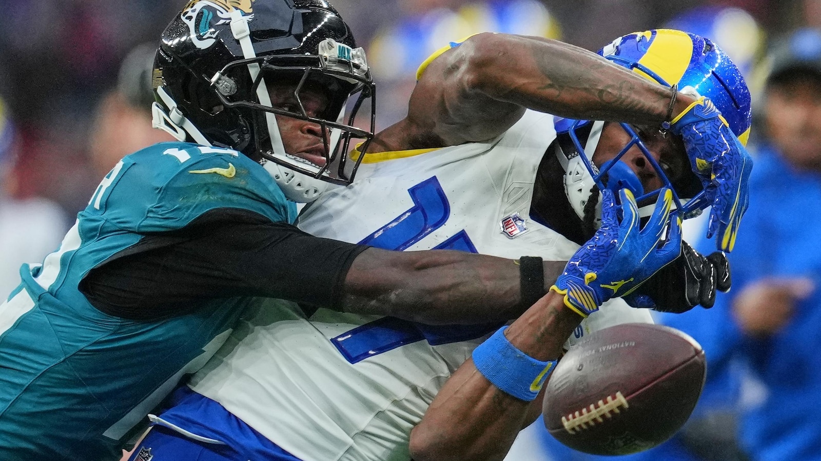 Jaguars' Travis Hunter has season-ending knee surgery but is expected back for start of next season