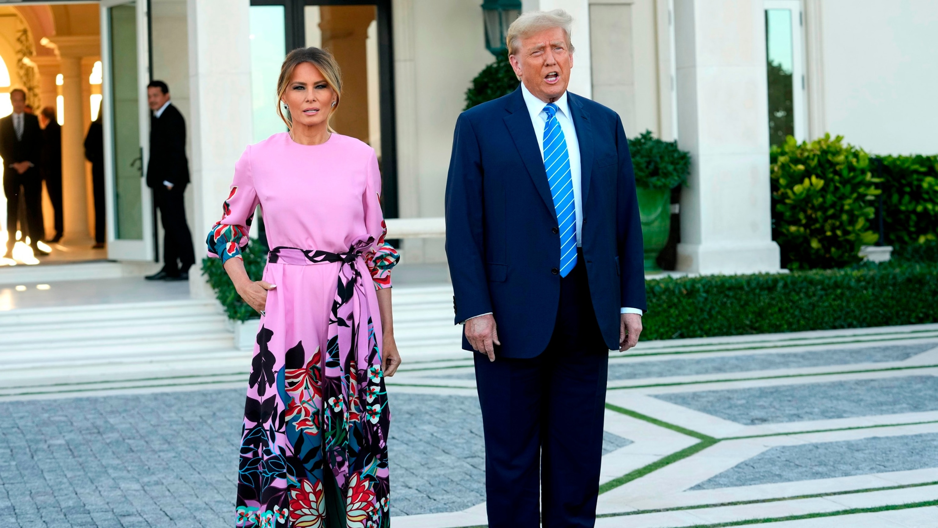 Melania trump dress rain best sale