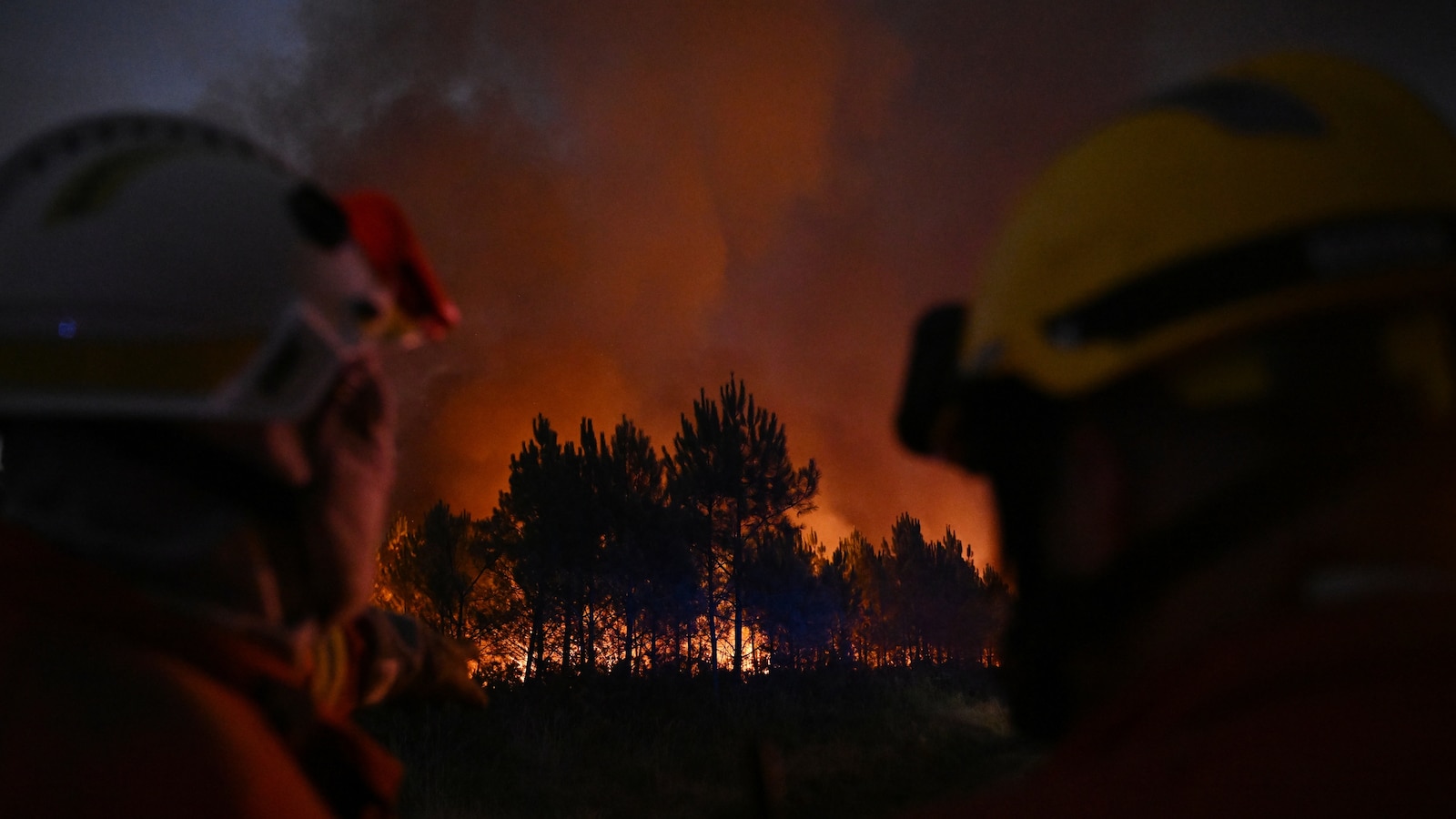A heat wave threatens to reignite France’s mega-fire near Bordeaux