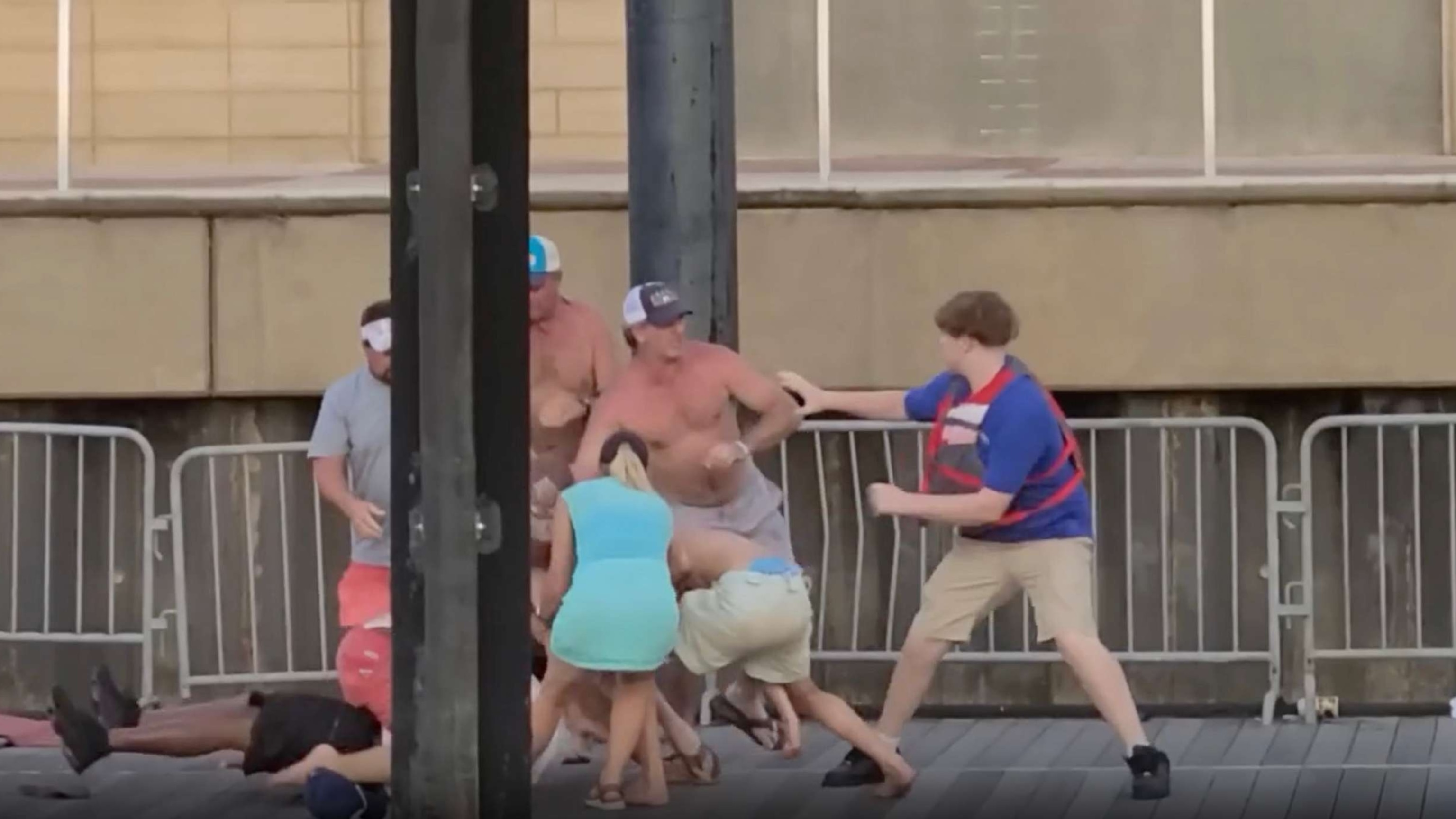 mississippi riverboat brawl