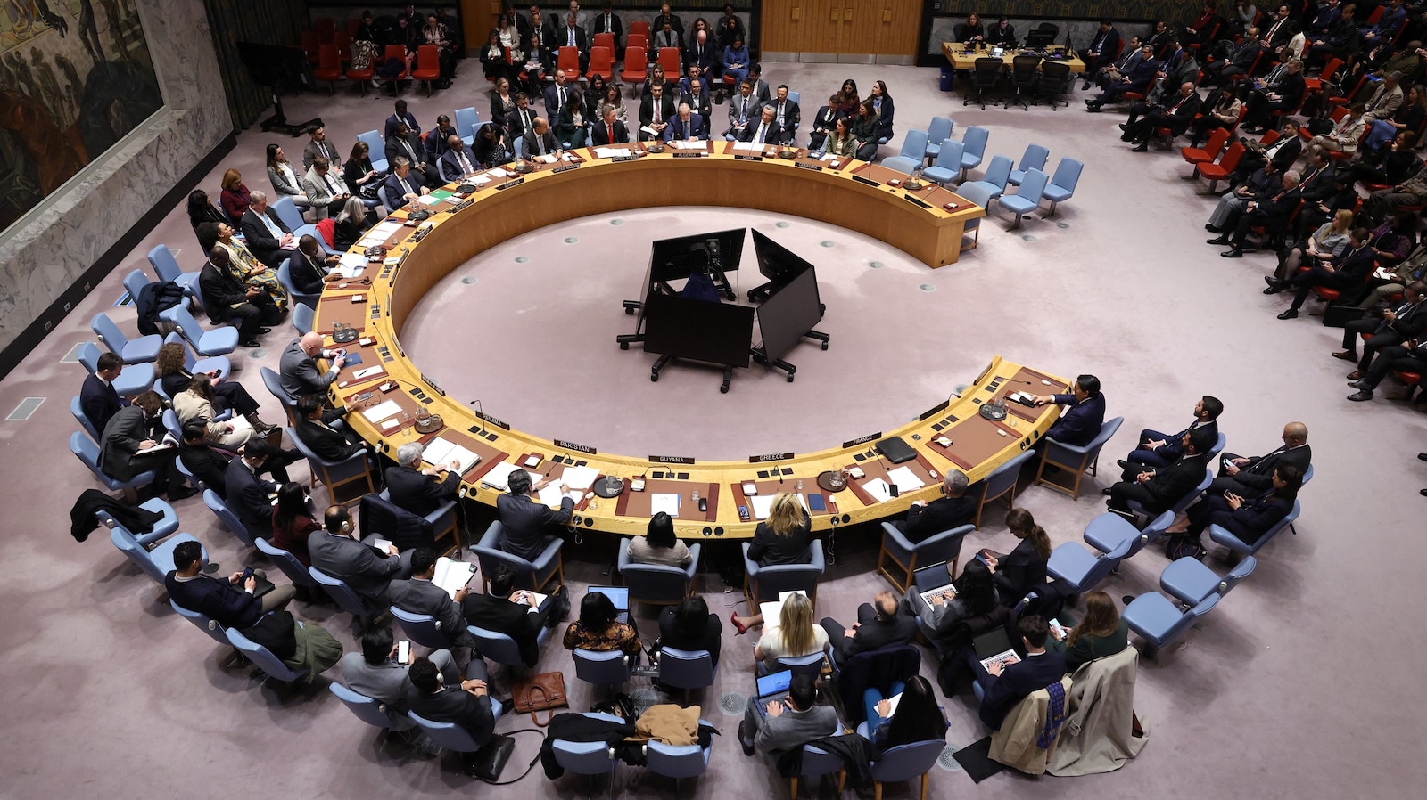 What the UN Security Council vote means for Trump's Gaza peace plan ...