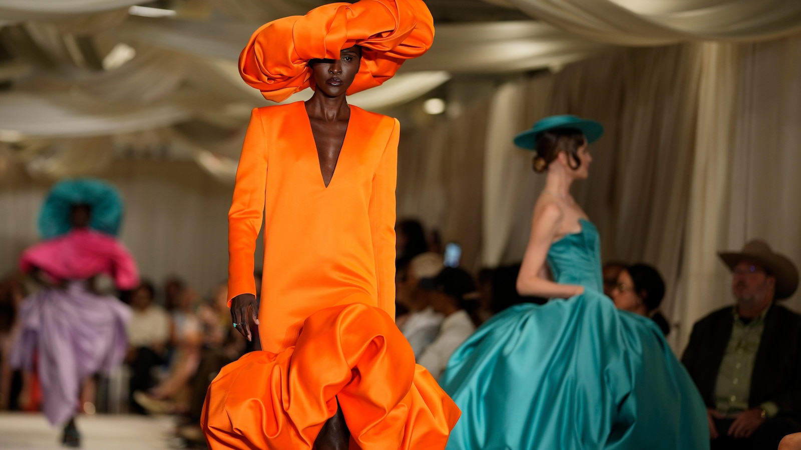 Christian Siriano transports New York Fashion Week attendees to the silver screen