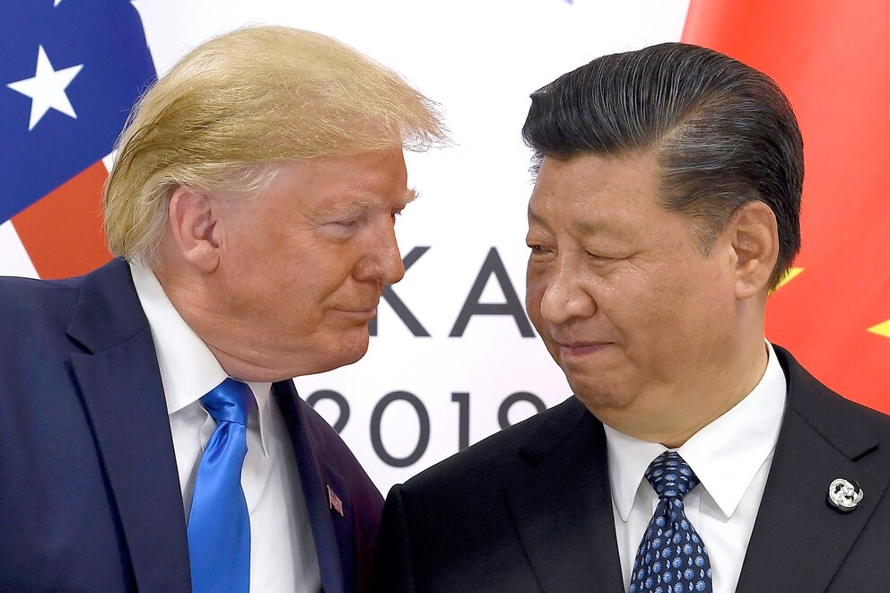 PHOTO: President Donald Trump  meets with Chinese President Xi Jinping during a meeting on the sidelines of the G-20 summit in Osaka, Japan, June 29, 2019.