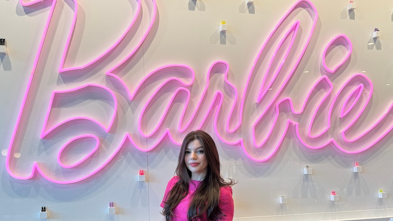 Mattel en Alex Aster werken samen aan Barbie Young Adult-roman, “Barbie: Dreamscape”