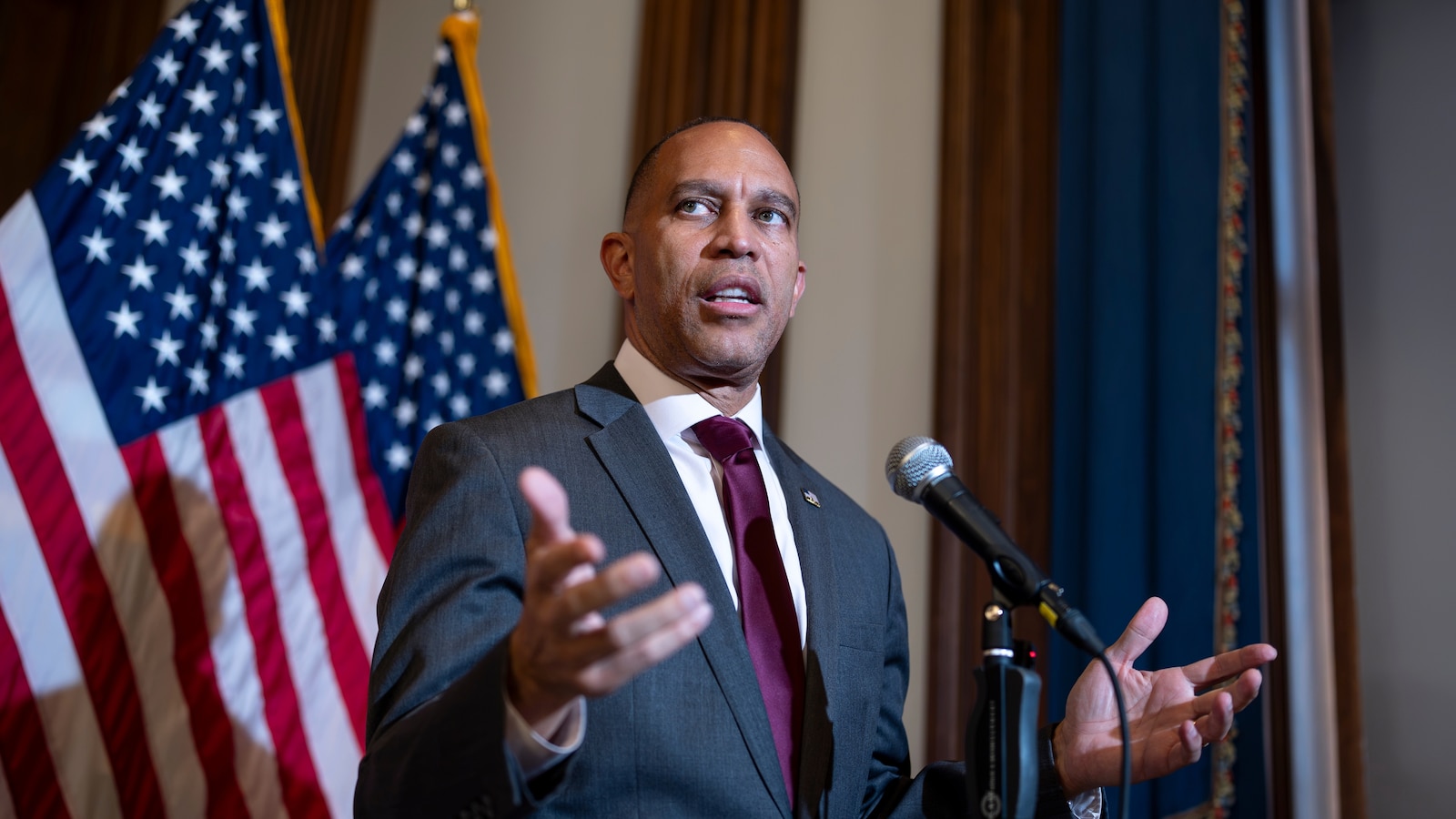 House Dems plan oversight of Trump administration; impeachment an option