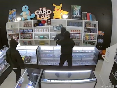 stealing pokemon cards Japanese man scales building to steal Pokmon Pokmon heist caught on camera