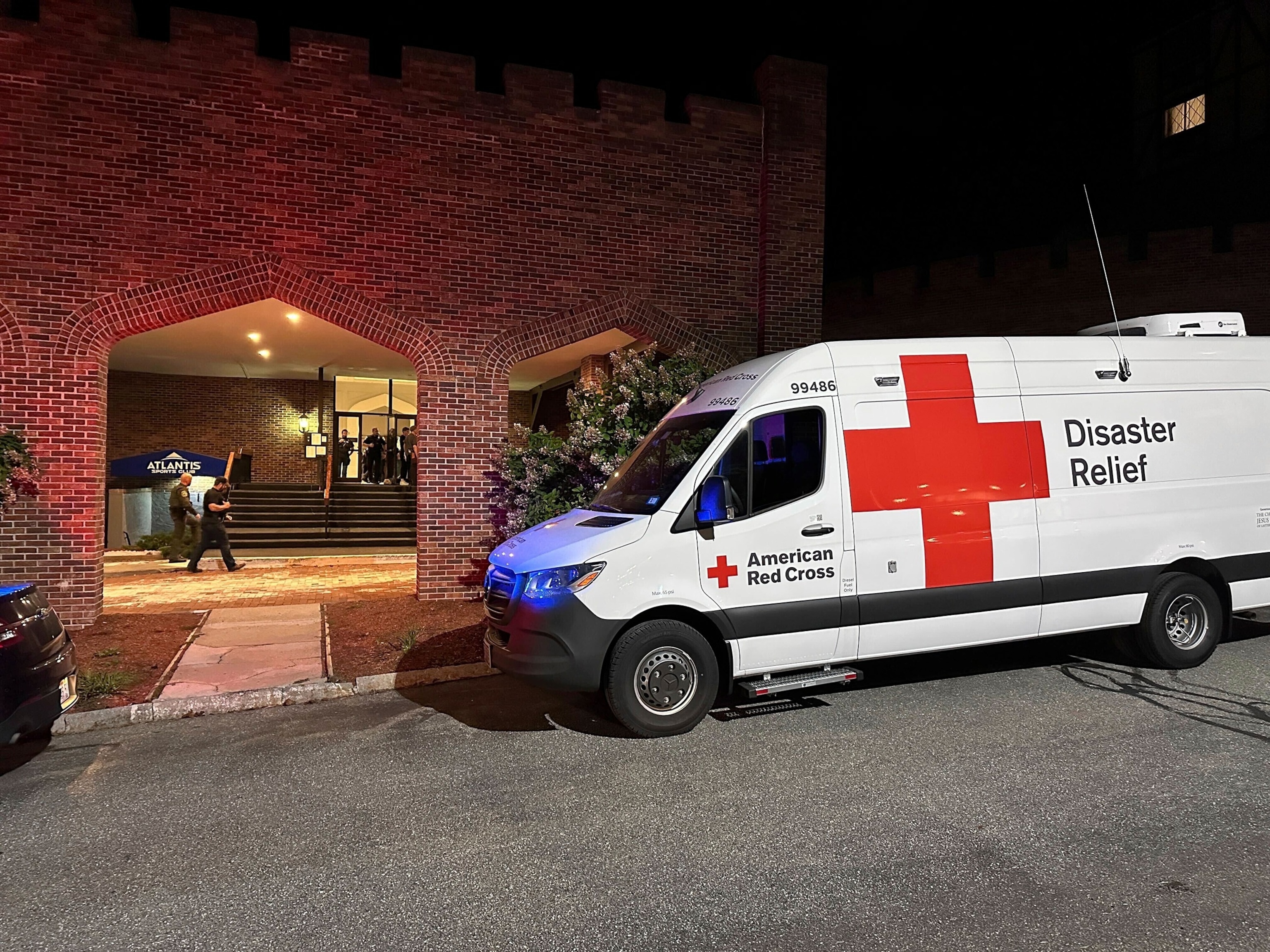 1 dead, 2 wounded after shooting at New Hampshire country club Police