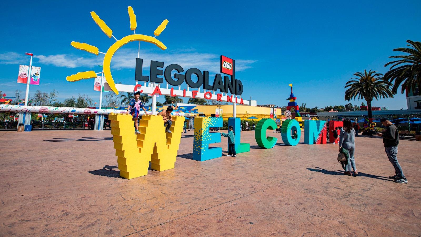Legoland implements dynamic ticket pricing ahead of summer - ABC News